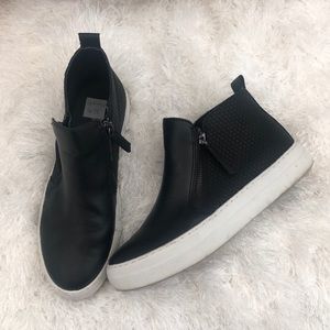 BRASH zip-up ankle sneakers